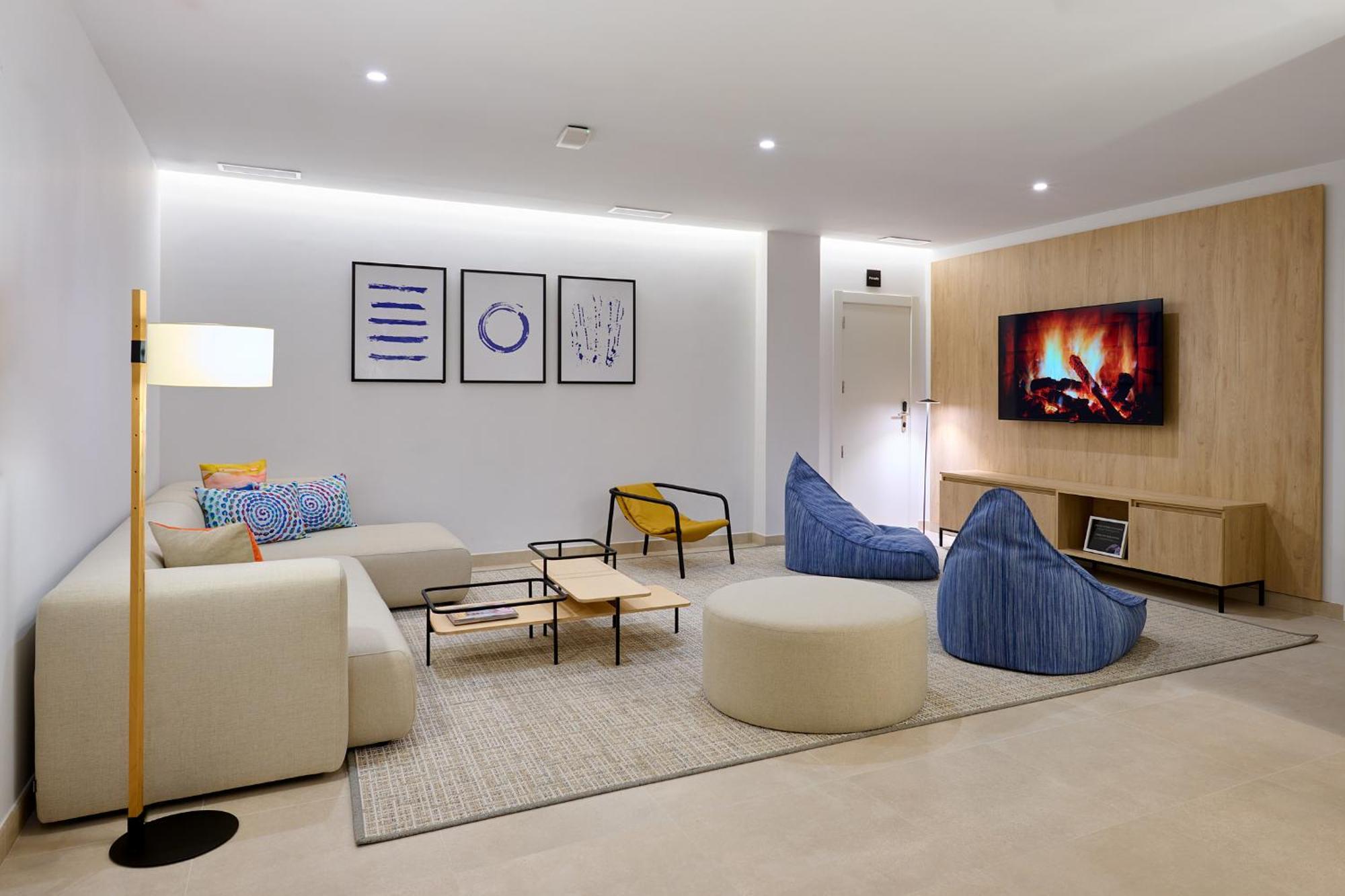 Apartamentos Luna Suites 格拉纳达 外观 照片