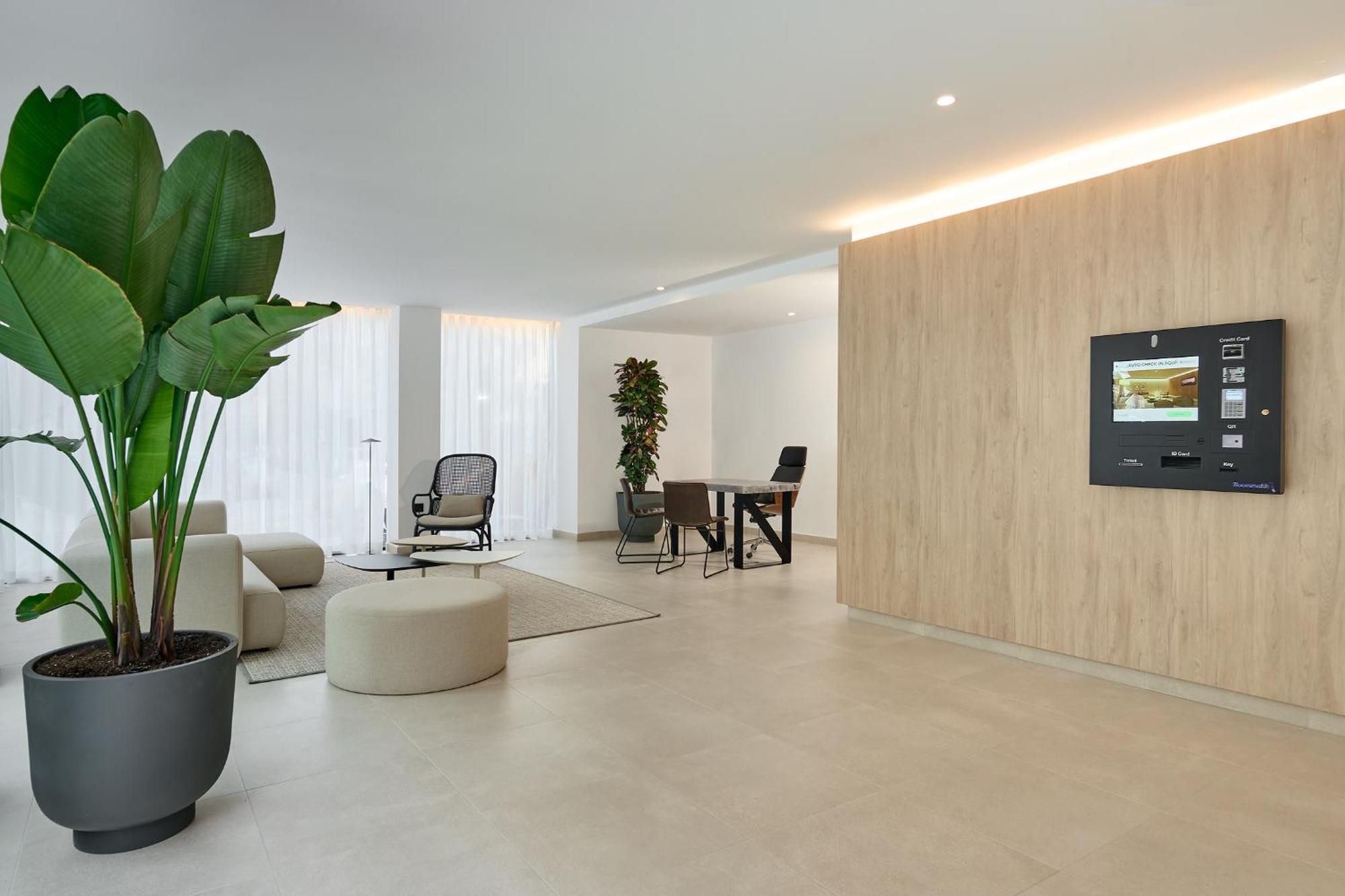 Apartamentos Luna Suites 格拉纳达 外观 照片