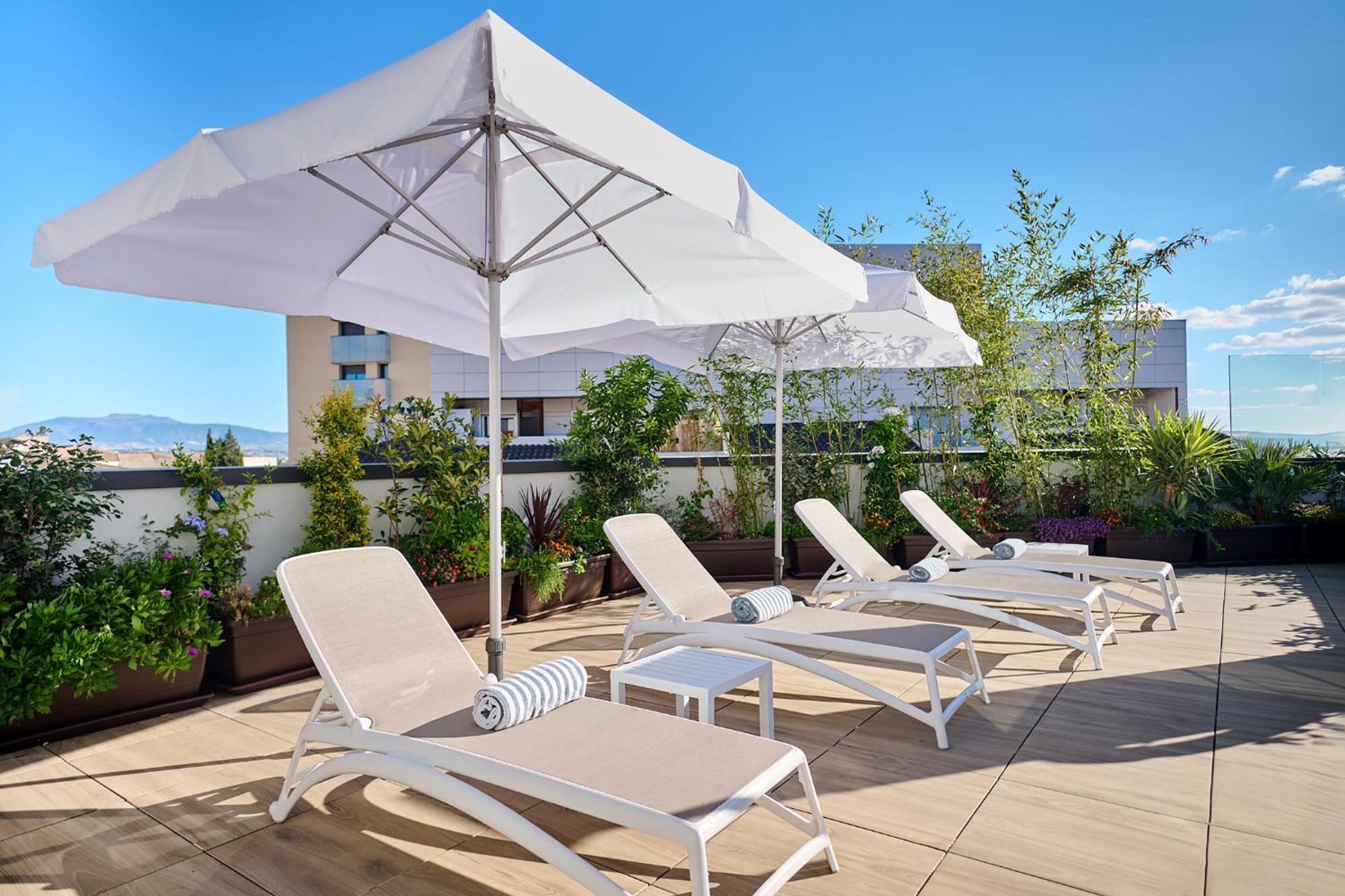 Apartamentos Luna Suites 格拉纳达 外观 照片