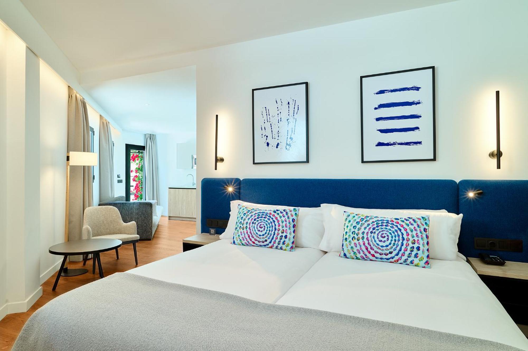 Apartamentos Luna Suites 格拉纳达 外观 照片